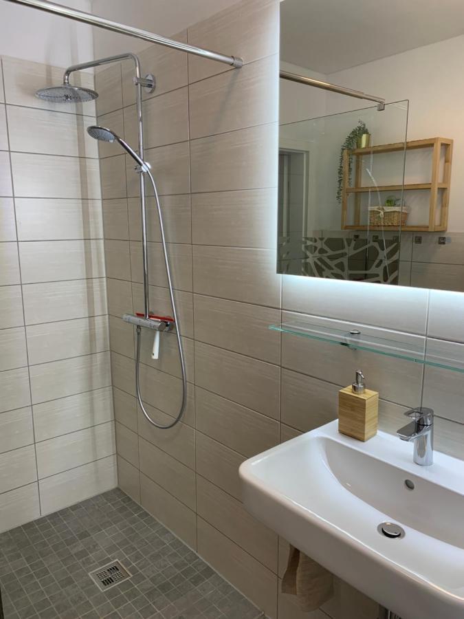 Neu: Gruene Idylle Nahe Hauptbahnhof & Hufeisensee Halle  المظهر الخارجي الصورة